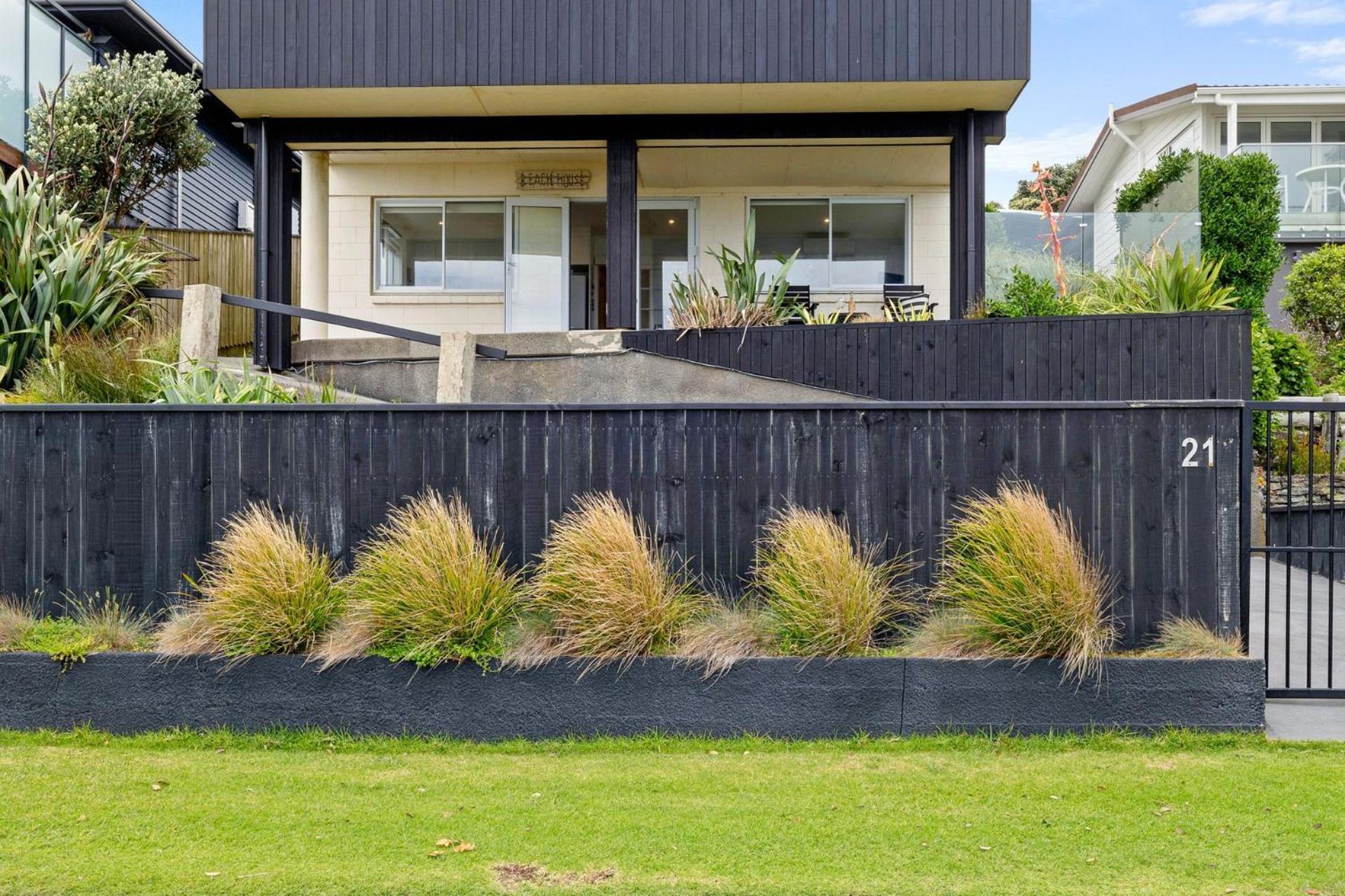 Апартаменты Wow On Wanaka Bay Нью-Плимут Экстерьер фото